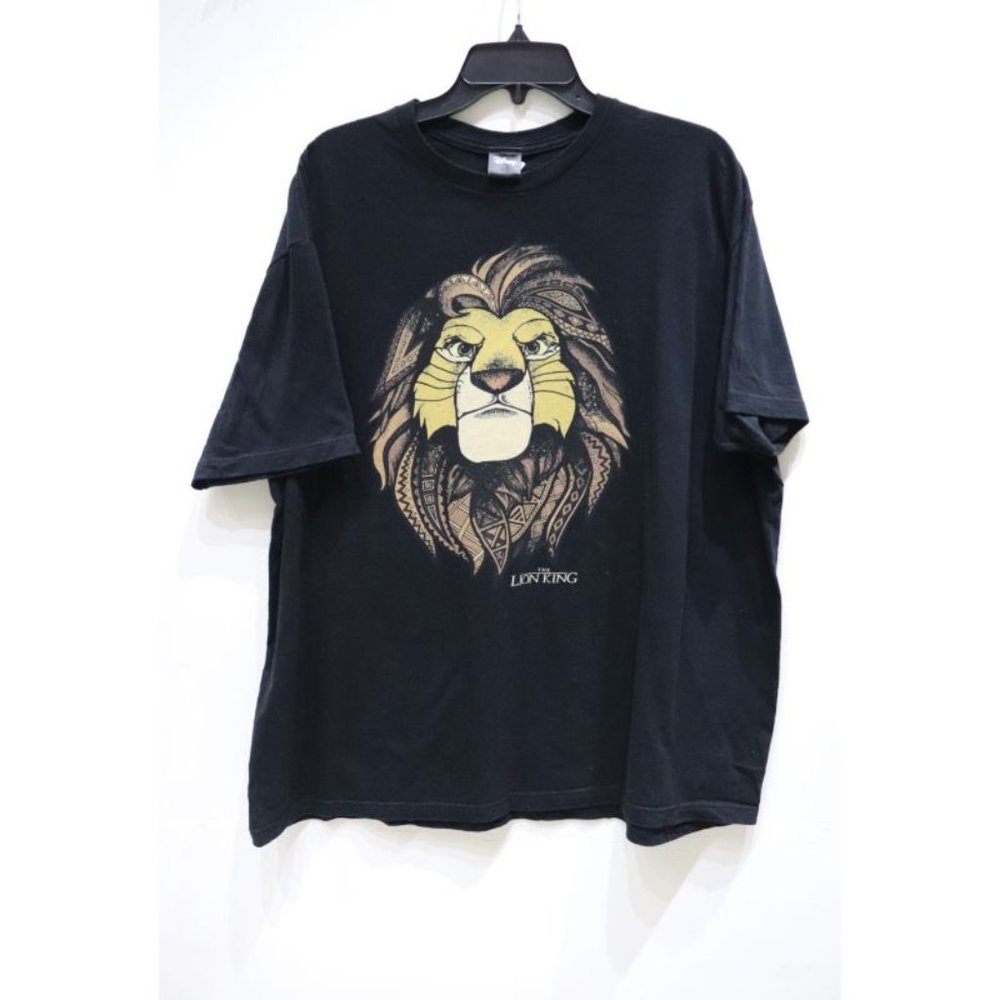 Disney men's XXL The lion king black graphic shirt